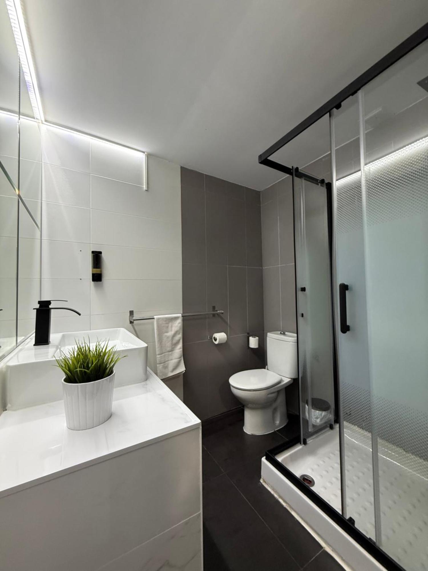 Habitación Cuádruple con baño privado